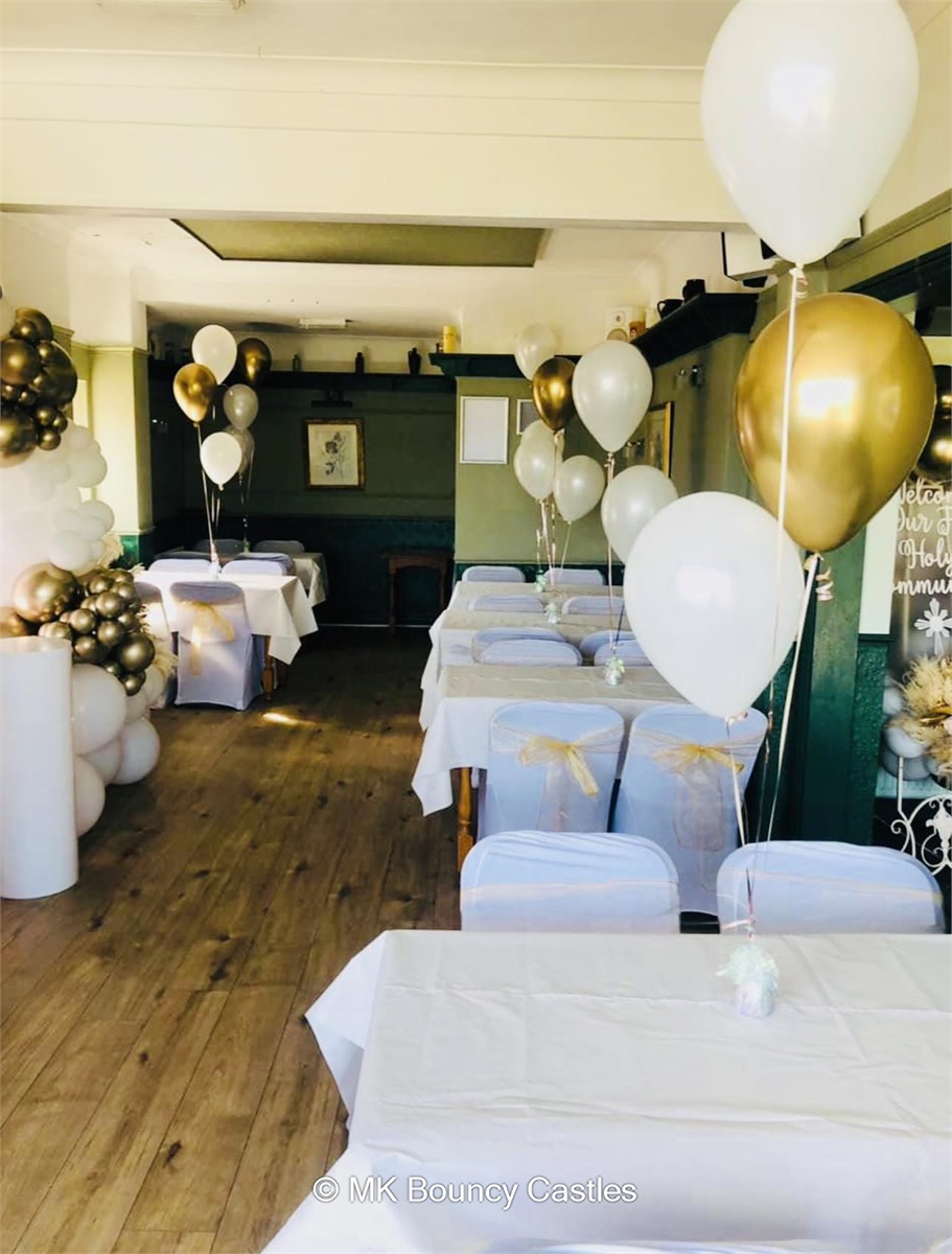 Balloons And Decor Best Bouncy Castle Hire service in Milton Keynes